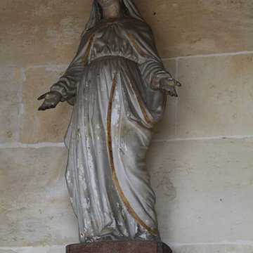 Monument funéraire de la famille Daloz, situé dans le cimetière
