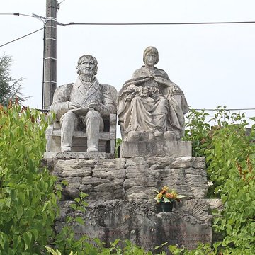 Monument funéraire de la famille Daloz, situé dans le cimetière