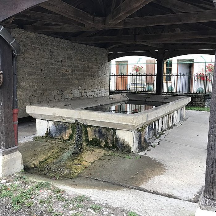 Photo de Fontaine et lavoir