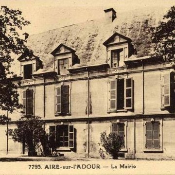 Ancien évêché et hôtel de ville