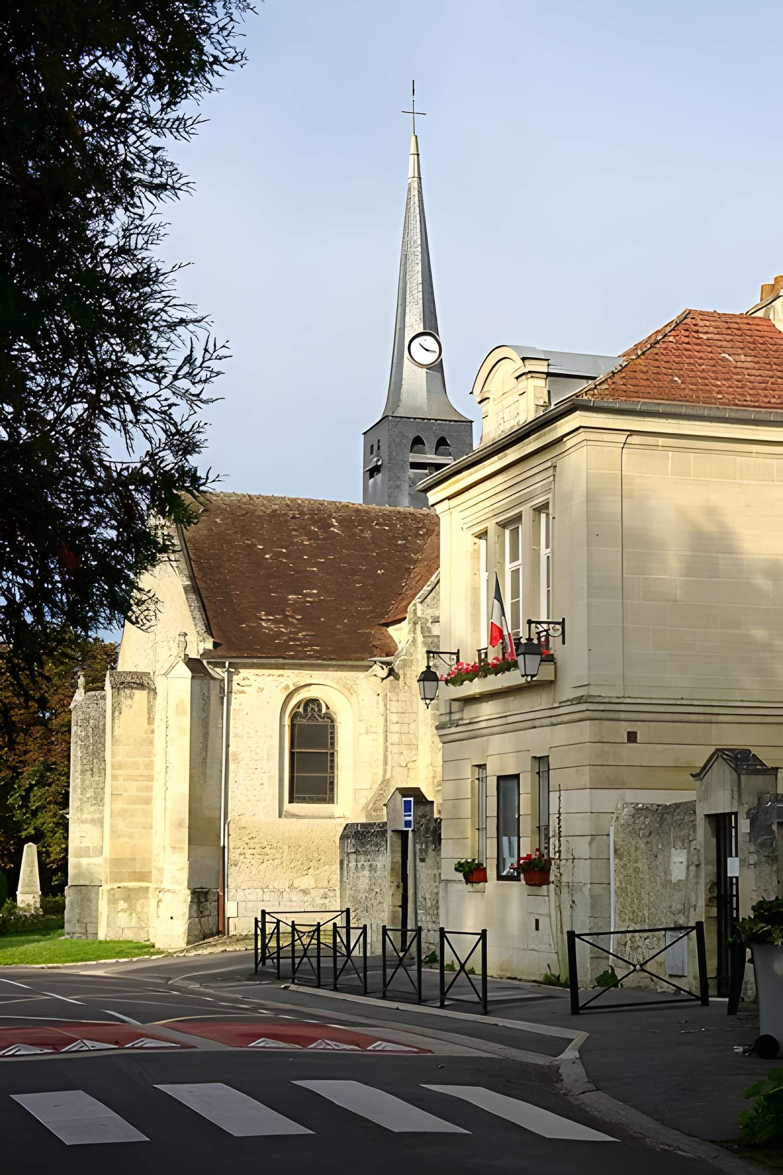 Église Saint-Gervais de Courteuil