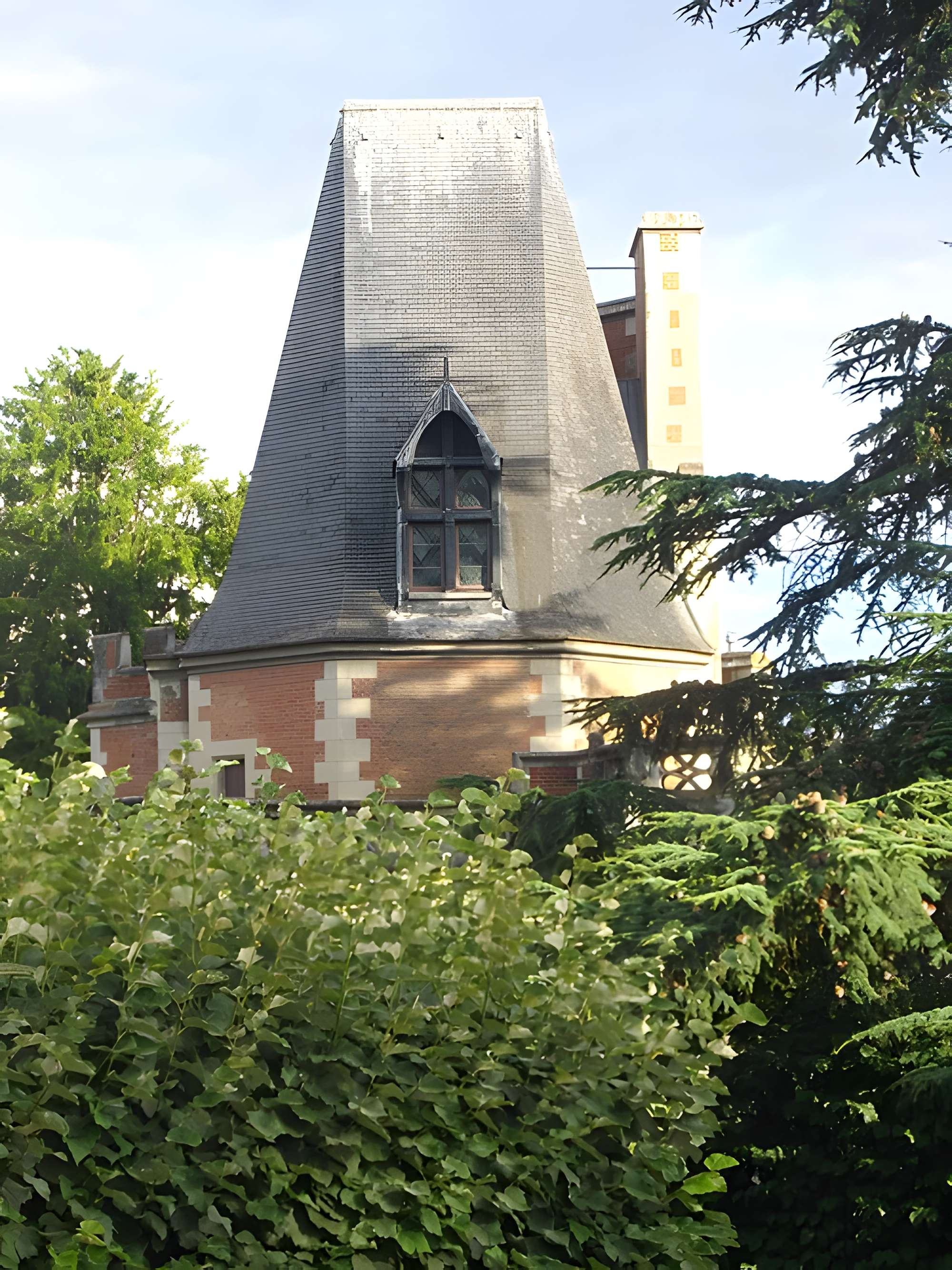 Bains de la Reine dénommés aussi Pavillon d'Anne de Bretagne
