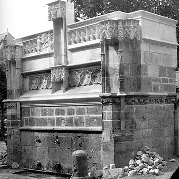 Fontaine Louis XII