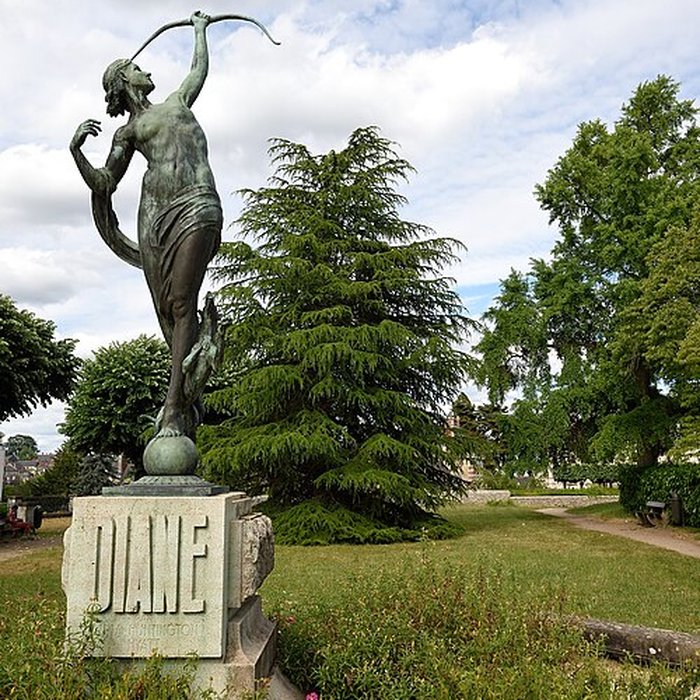 Photo de Statue de Diane