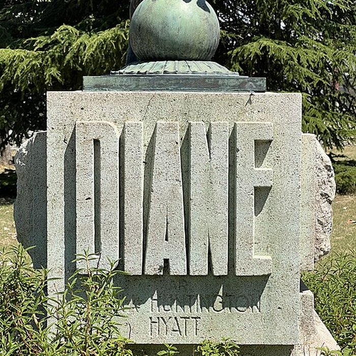 Photo de Statue de Diane