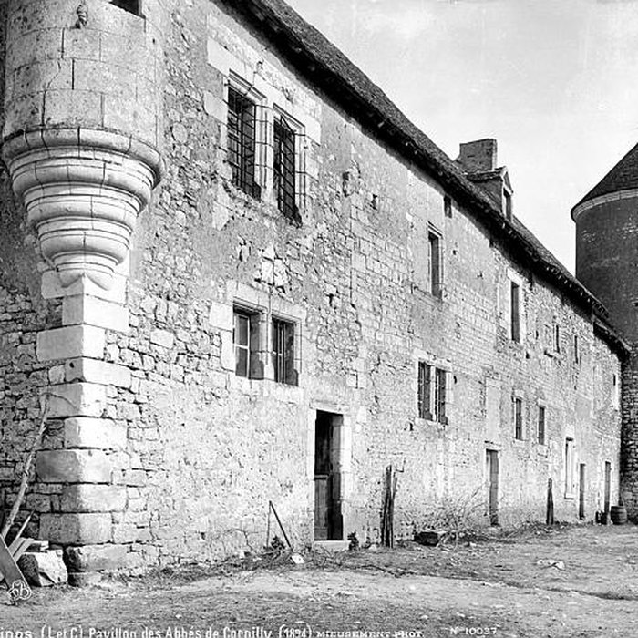 Photo de Ancienne abbaye de Cornilly