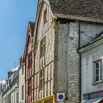Deux maisons en bois du XVe siècle