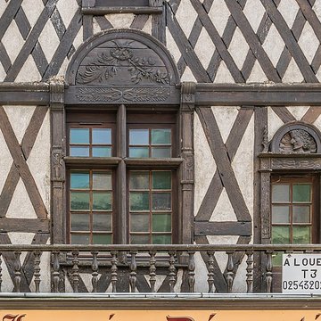 Deux maisons en bois du XVe siècle