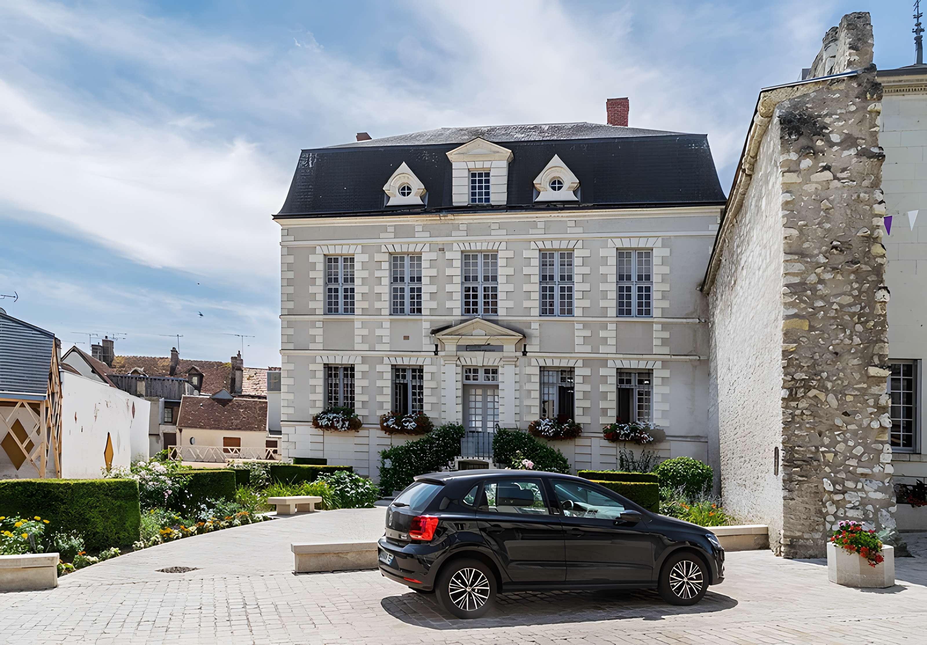 Maison, actuellement Trésor public