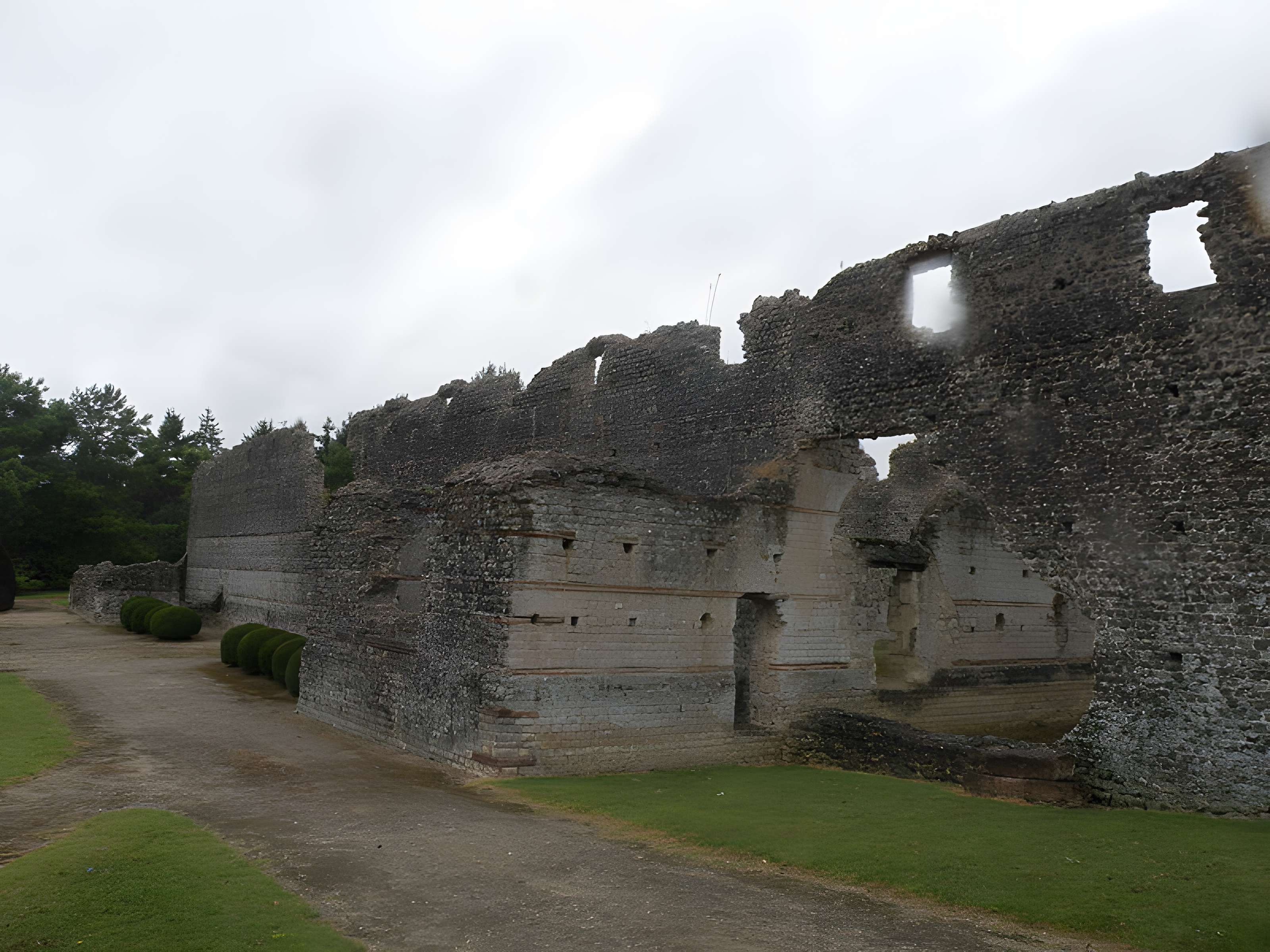 Ruines romaines des Mazelles