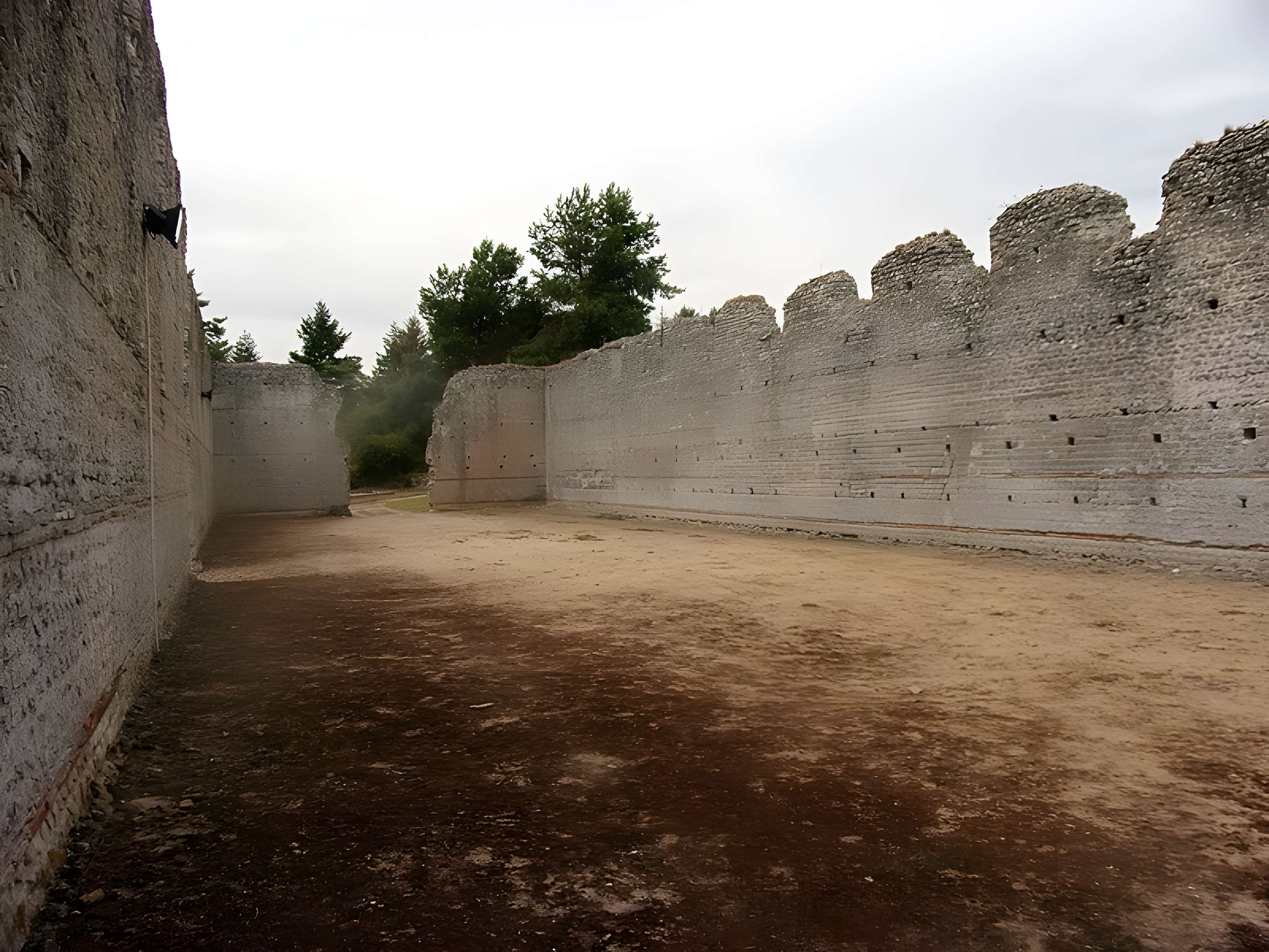 Ruines romaines des Mazelles