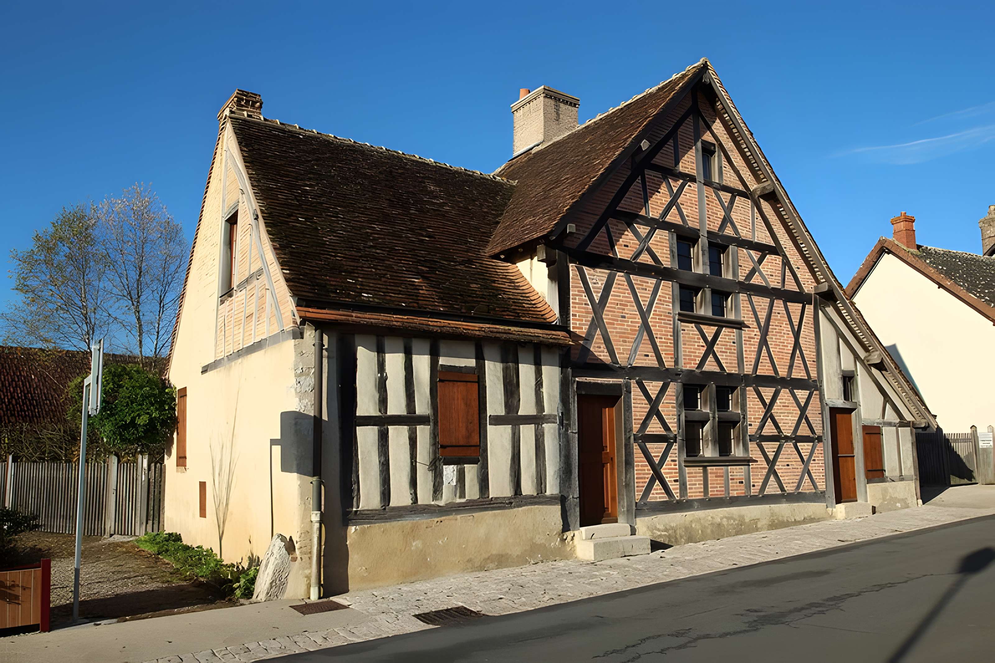 Maison à pans de bois dite La Forge (ancienne auberge)