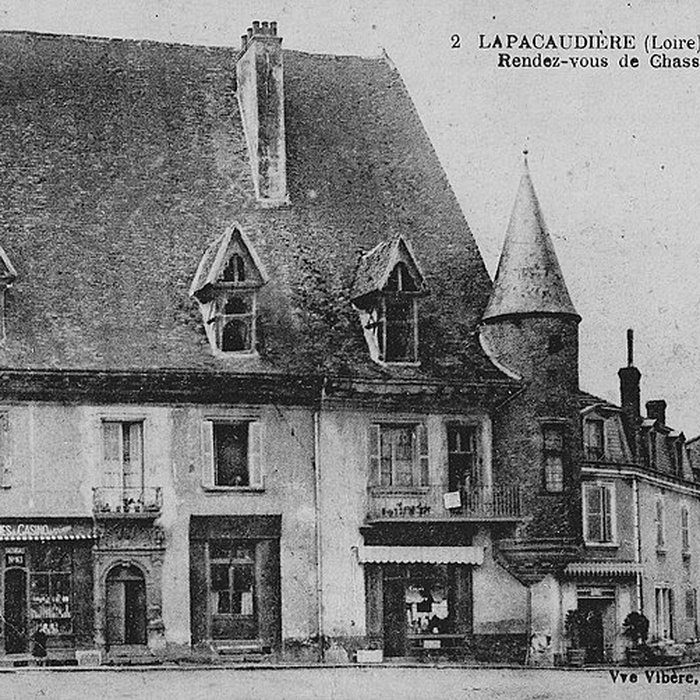 Photo de Relais des Postes Royales maison dite Le Petit Louvre