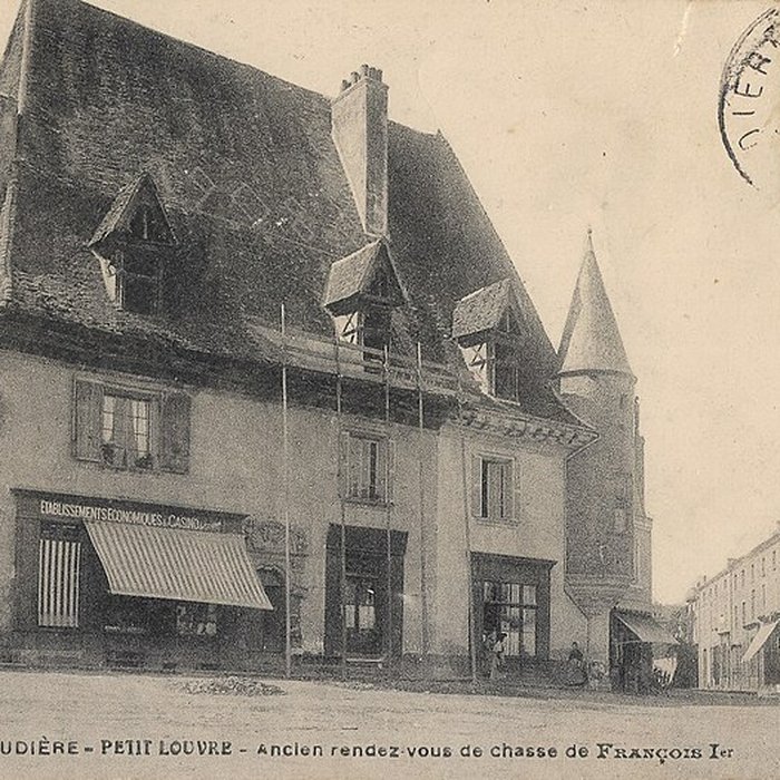 Photo de Relais des Postes Royales maison dite Le Petit Louvre