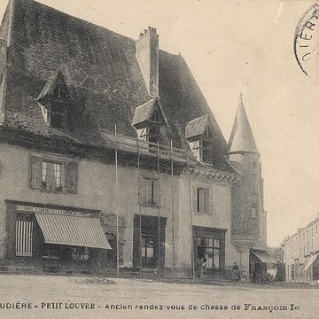 Relais des Postes Royales maison dite Le Petit Louvre