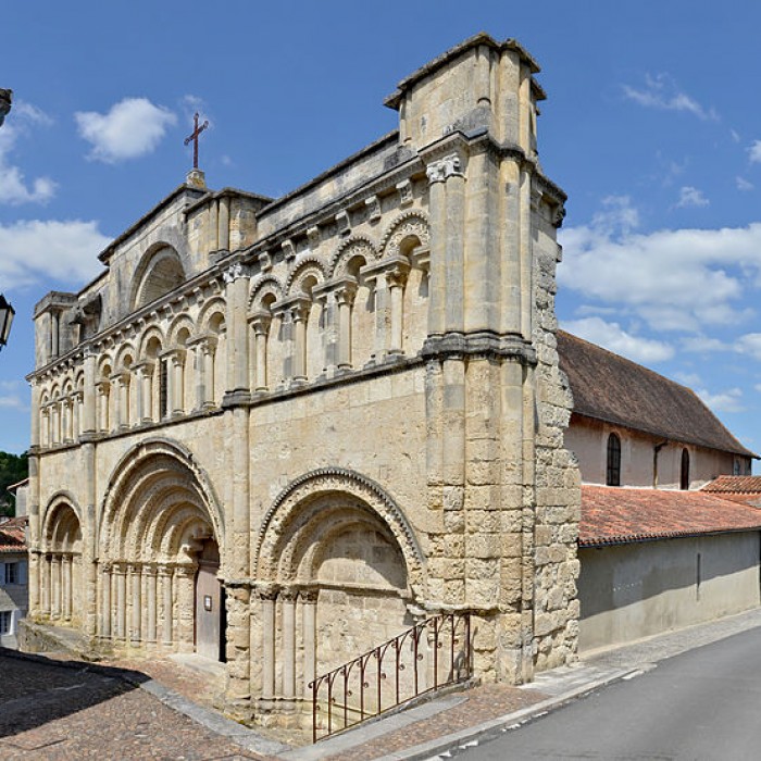 Photo de Église Saint-Jacques dAubeterre-sur-Dronne