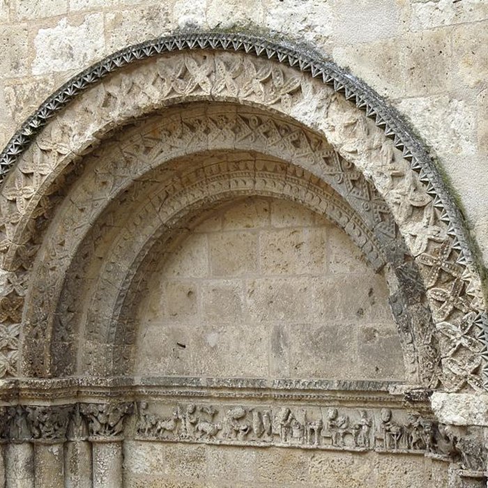 Photo de Église Saint-Jacques dAubeterre-sur-Dronne