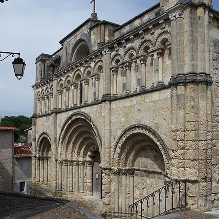 Photo de Église Saint-Jacques dAubeterre-sur-Dronne