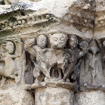 Église Saint-Jacques dAubeterre-sur-Dronne