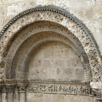 Église Saint-Jacques dAubeterre-sur-Dronne