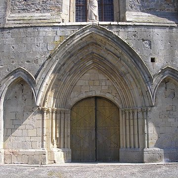 Église Saint-Jacques de Montebourg