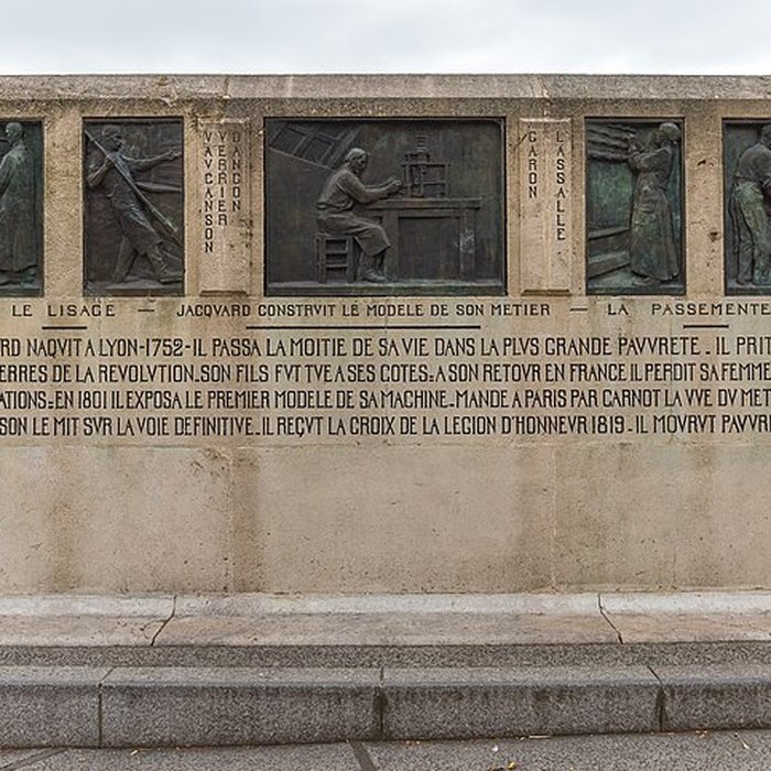 Photo de Monument Jacquard