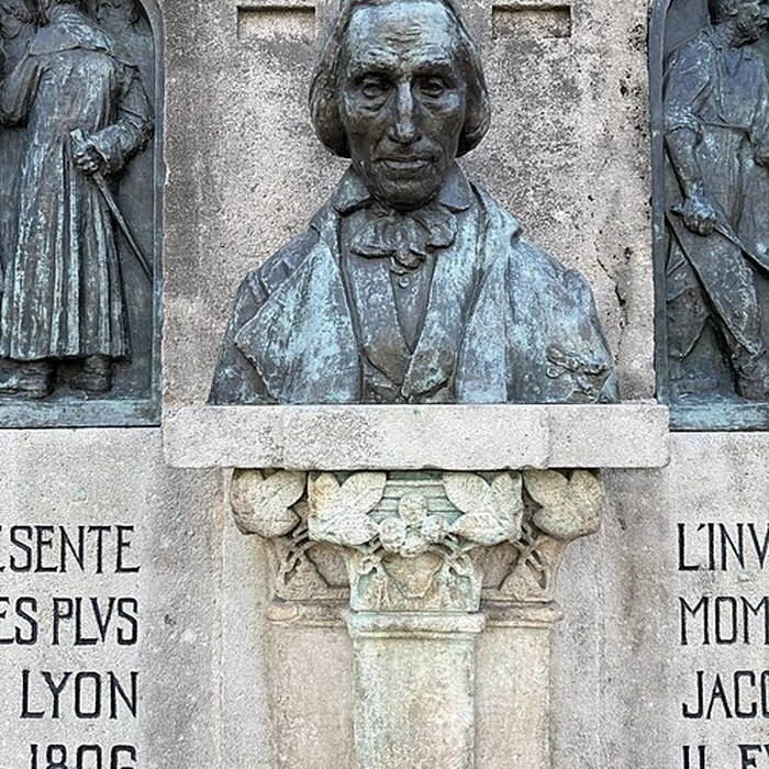 Photo de Monument Jacquard