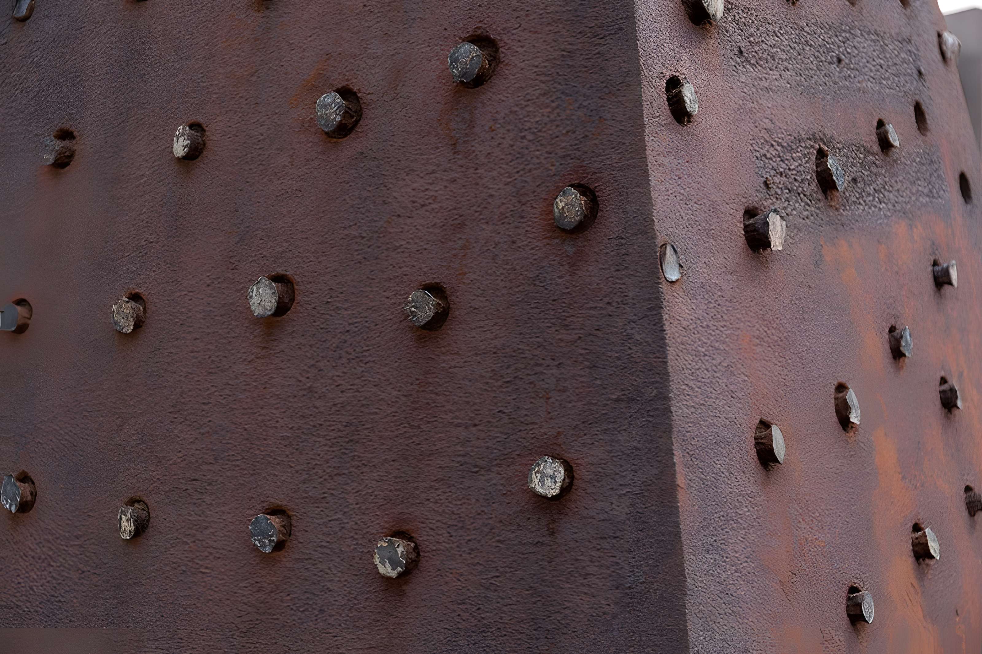 Tombeau Smith, ou Pyramide Smith, situé dans le cimetière du Crêt du Roc (cimetière Saint-Claude)