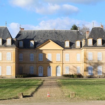 Château de Vougy également sur commune de Pouilly-sous-Charlieu