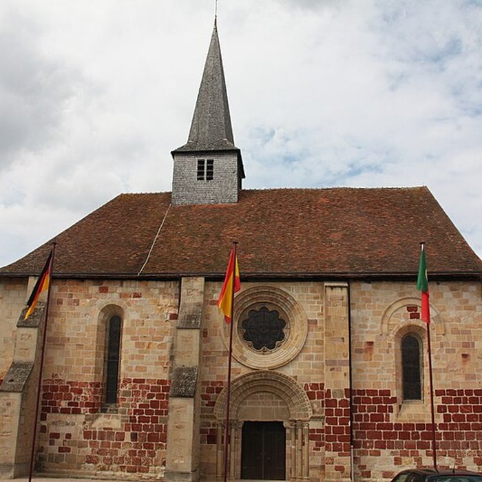 Photo de Église Saint-Jacques-le-Majeur de Villefranche-dAllier