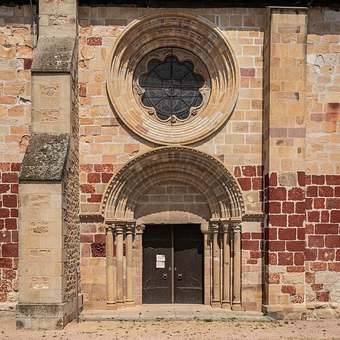 Photo de Église Saint-Jacques-le-Majeur de Villefranche-dAllier