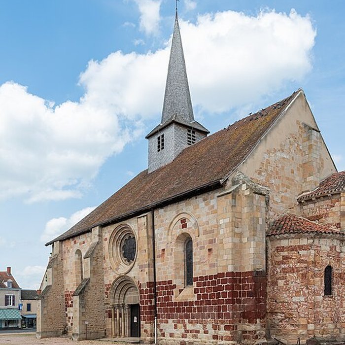 Photo de Église Saint-Jacques-le-Majeur de Villefranche-dAllier