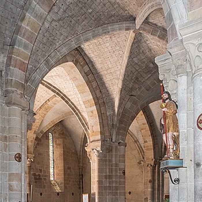 Photo de Église Saint-Jacques-le-Majeur de Villefranche-dAllier