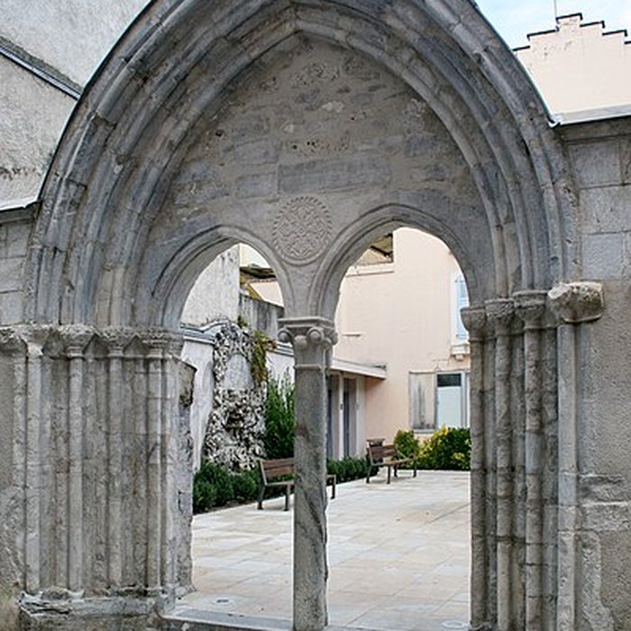 Photo de Église Saint-Jean de Bagnères-de-Bigorre