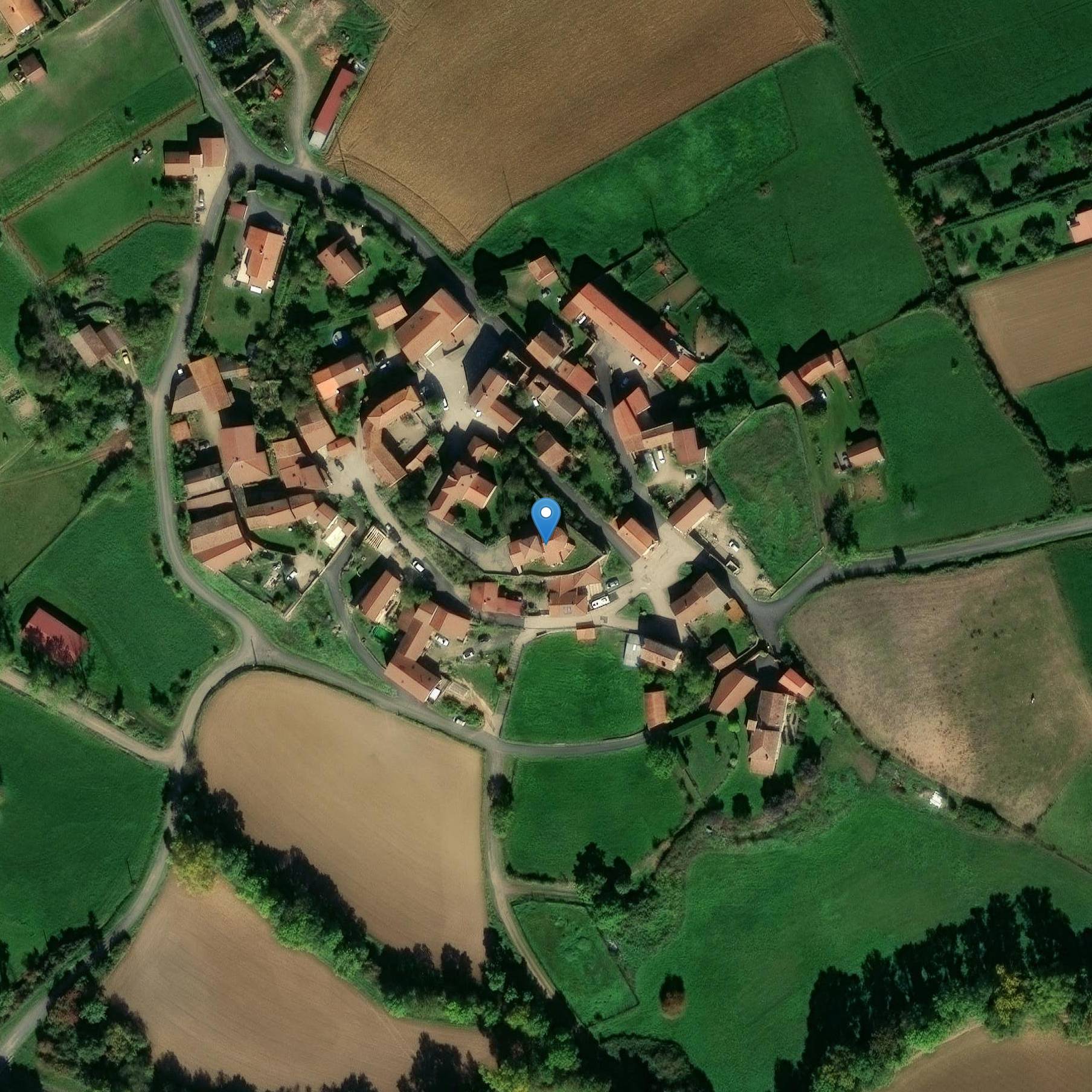 Photo de 圣伊莱尔教堂