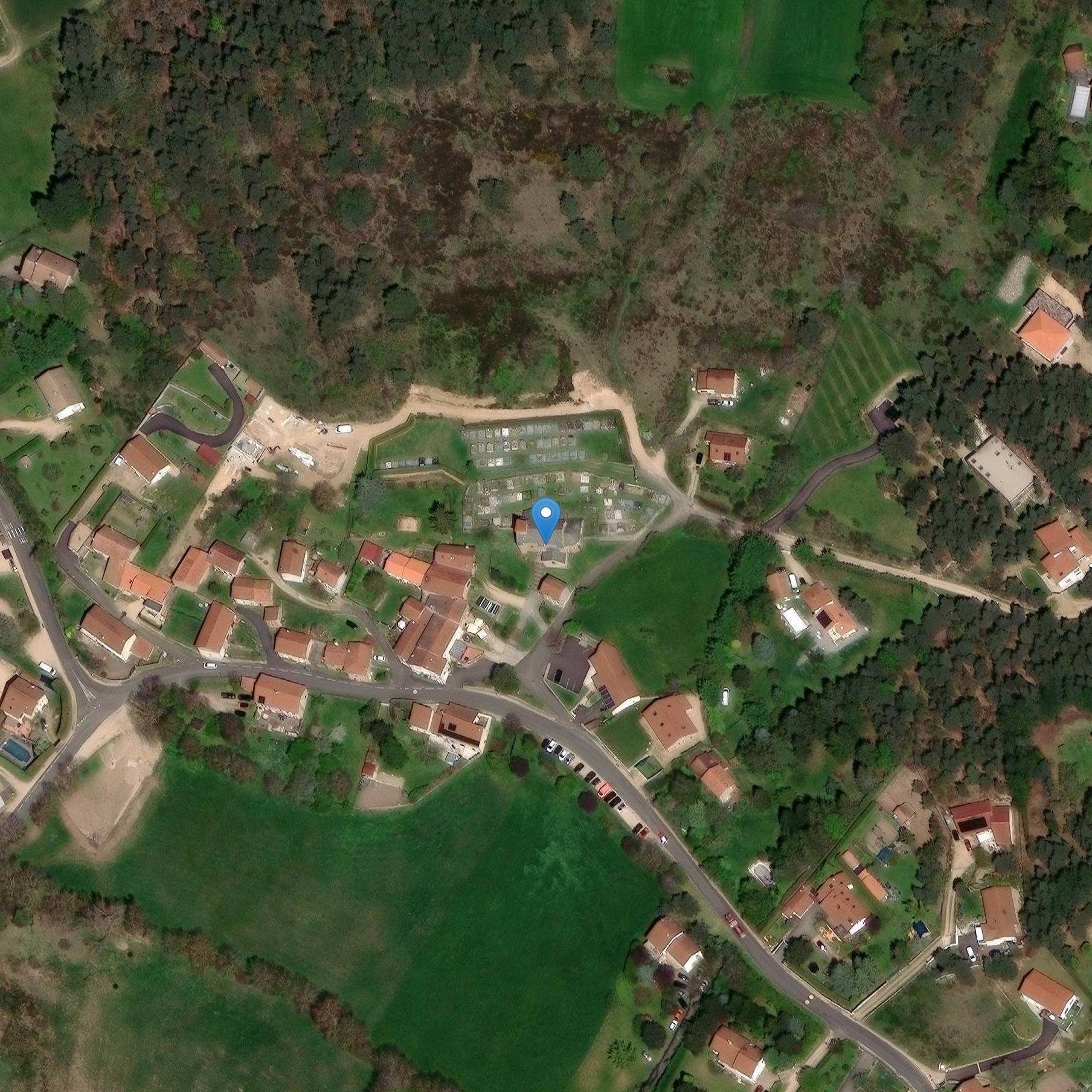 Photo de 圣康坦-查斯平哈克圣朱利安教堂