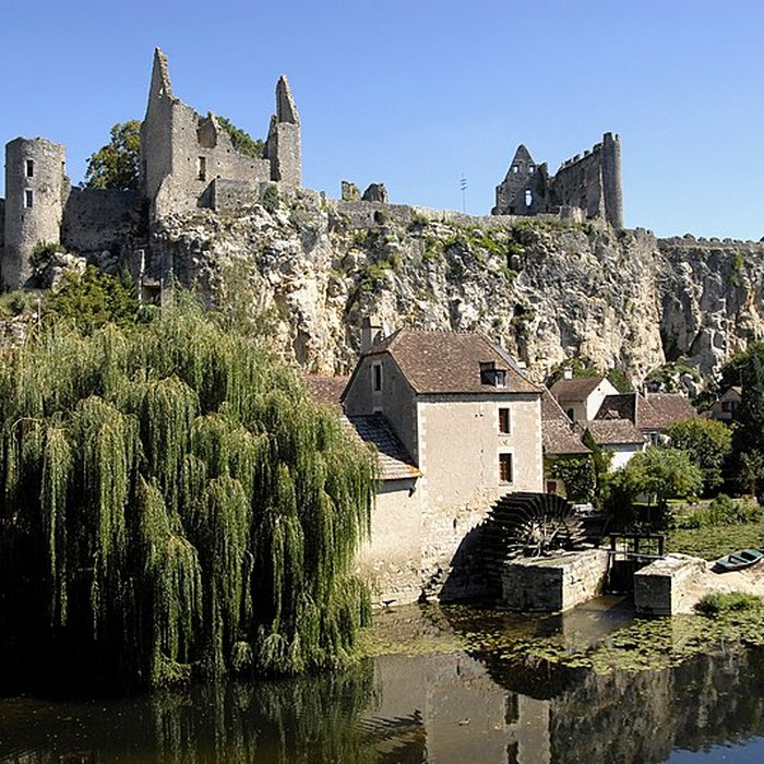 Photo de Château dAngles-sur-lAnglin