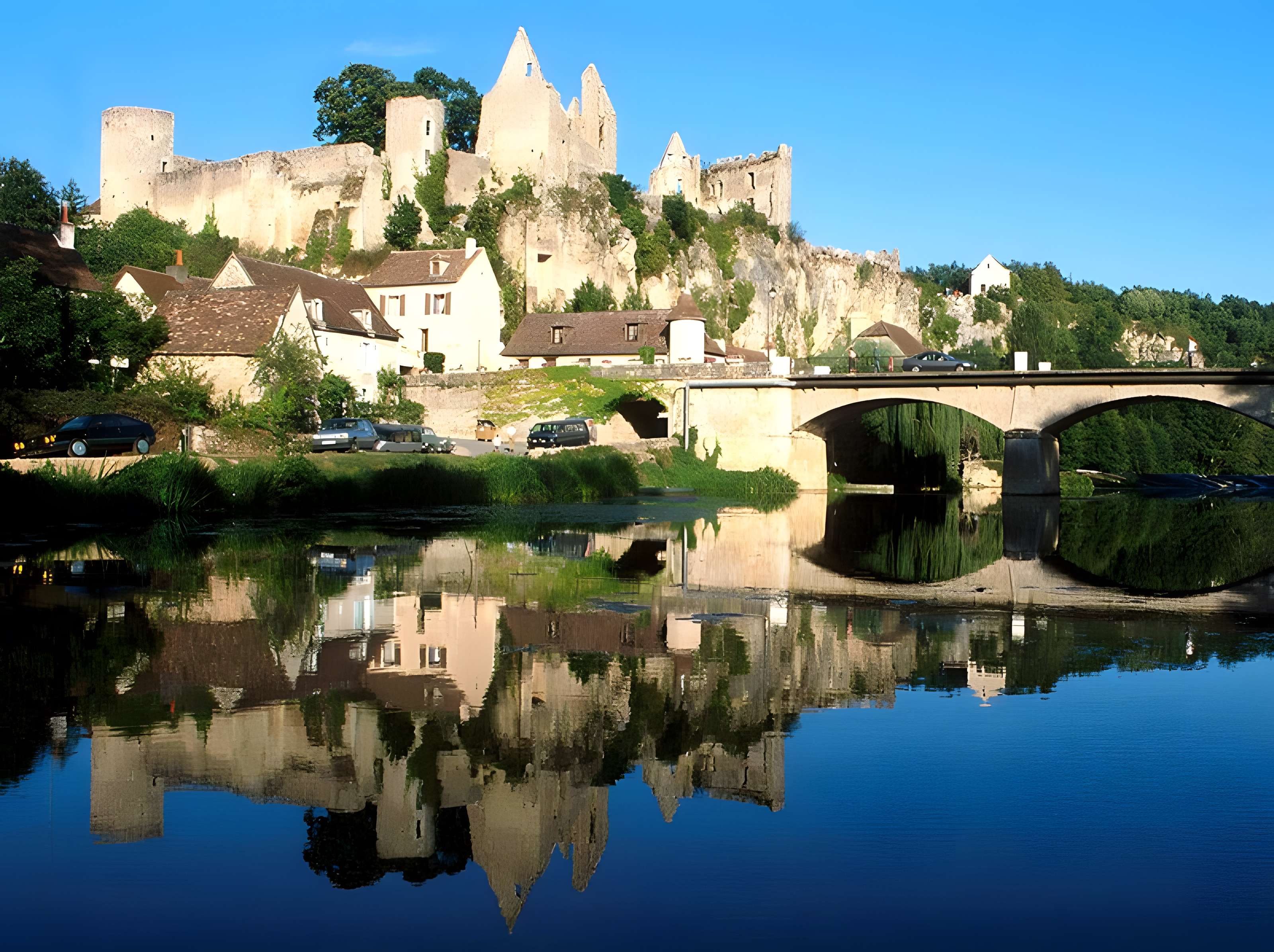 Château d'Angles-sur-l'Anglin