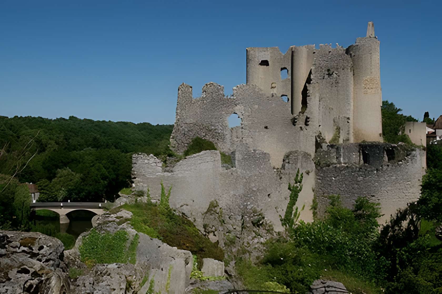 Château d'Angles-sur-l'Anglin 