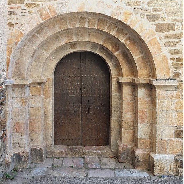 Photo de Eglise paroissiale Saint-Jean lEvangéliste