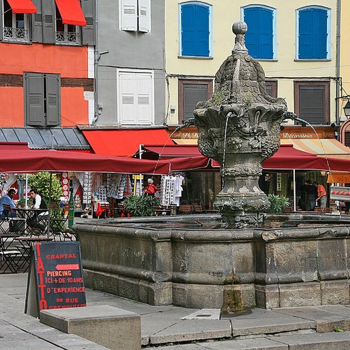 Photo de Fontaine du Plot, dite de la Bedoyre