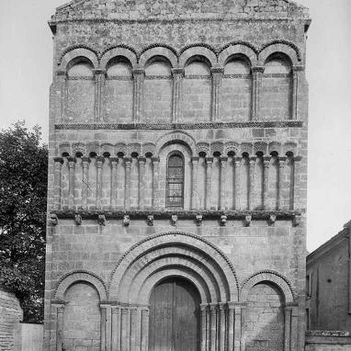 Photo de Église Saint-Jean-Baptiste de Bourg-Charente