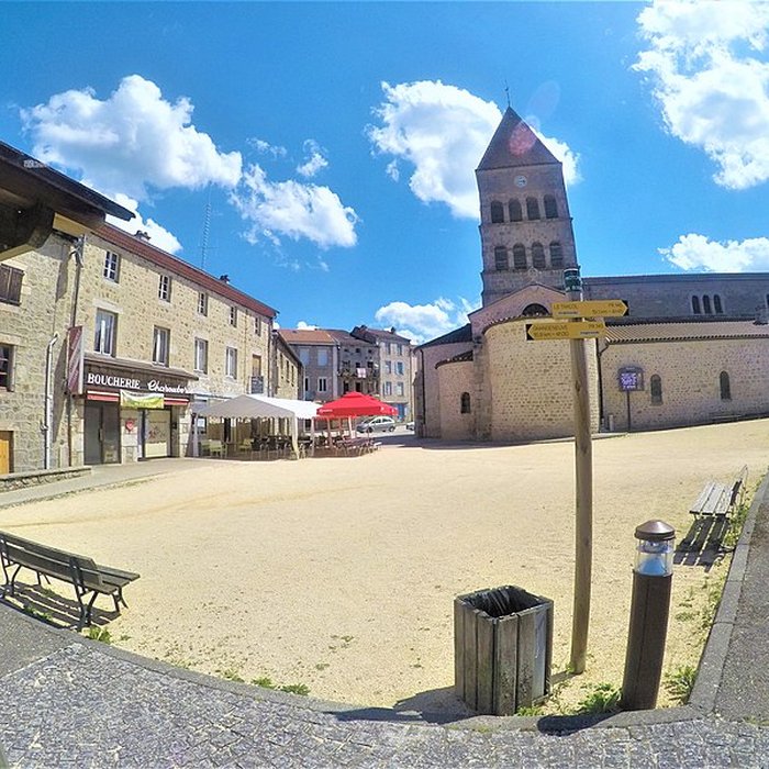 Photo de Eglise Saint-Jean-Baptiste
