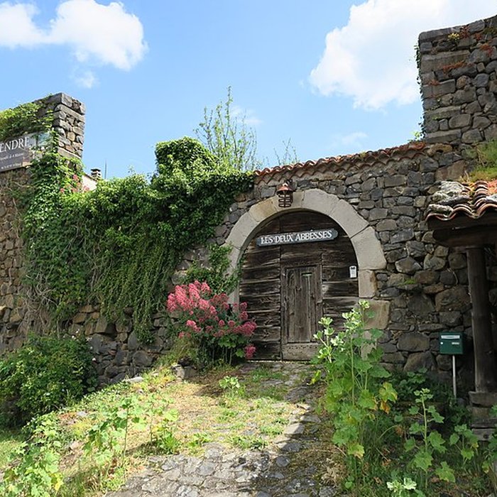 Photo de Prieuré-Château