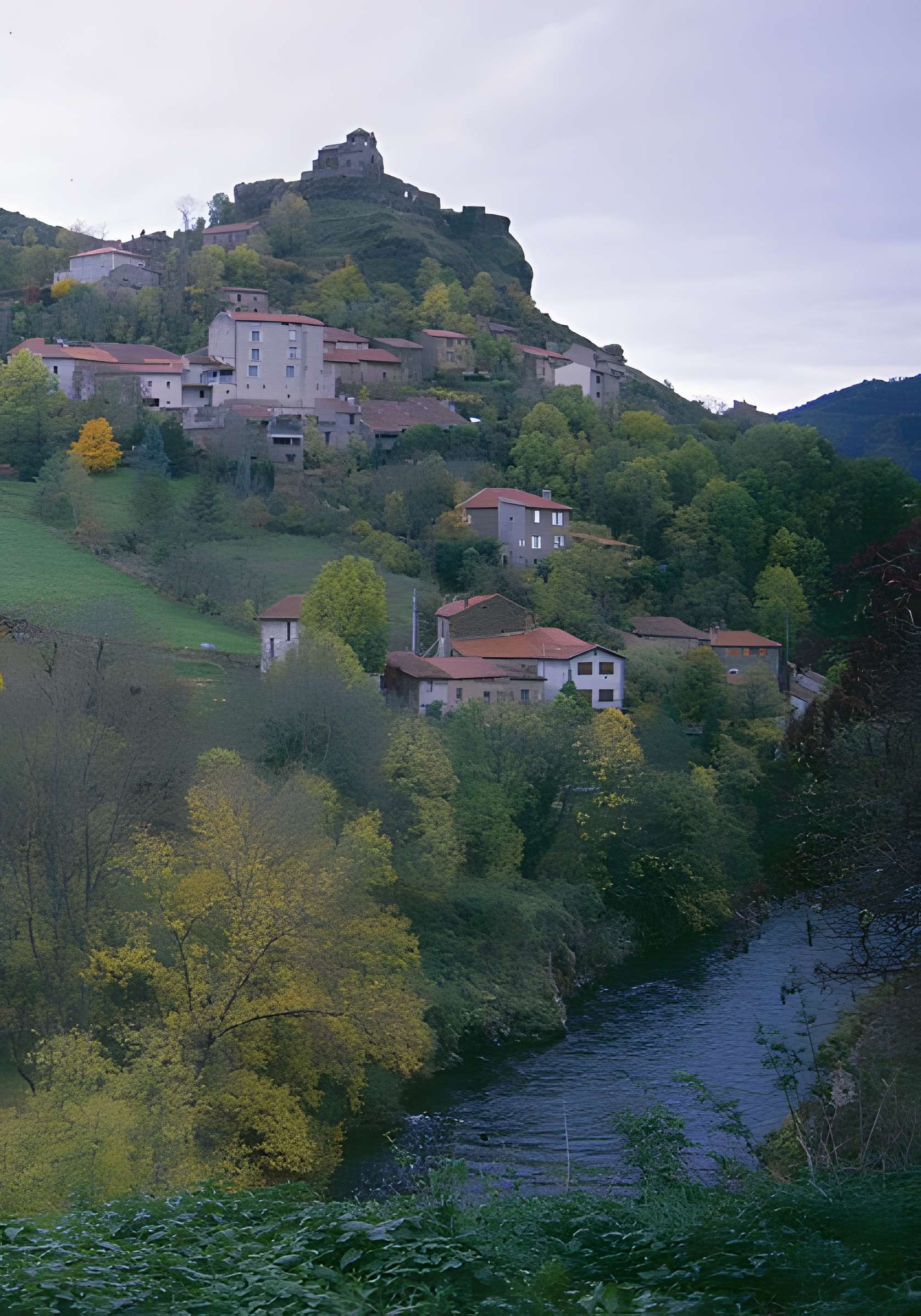 Château et sa chapelle