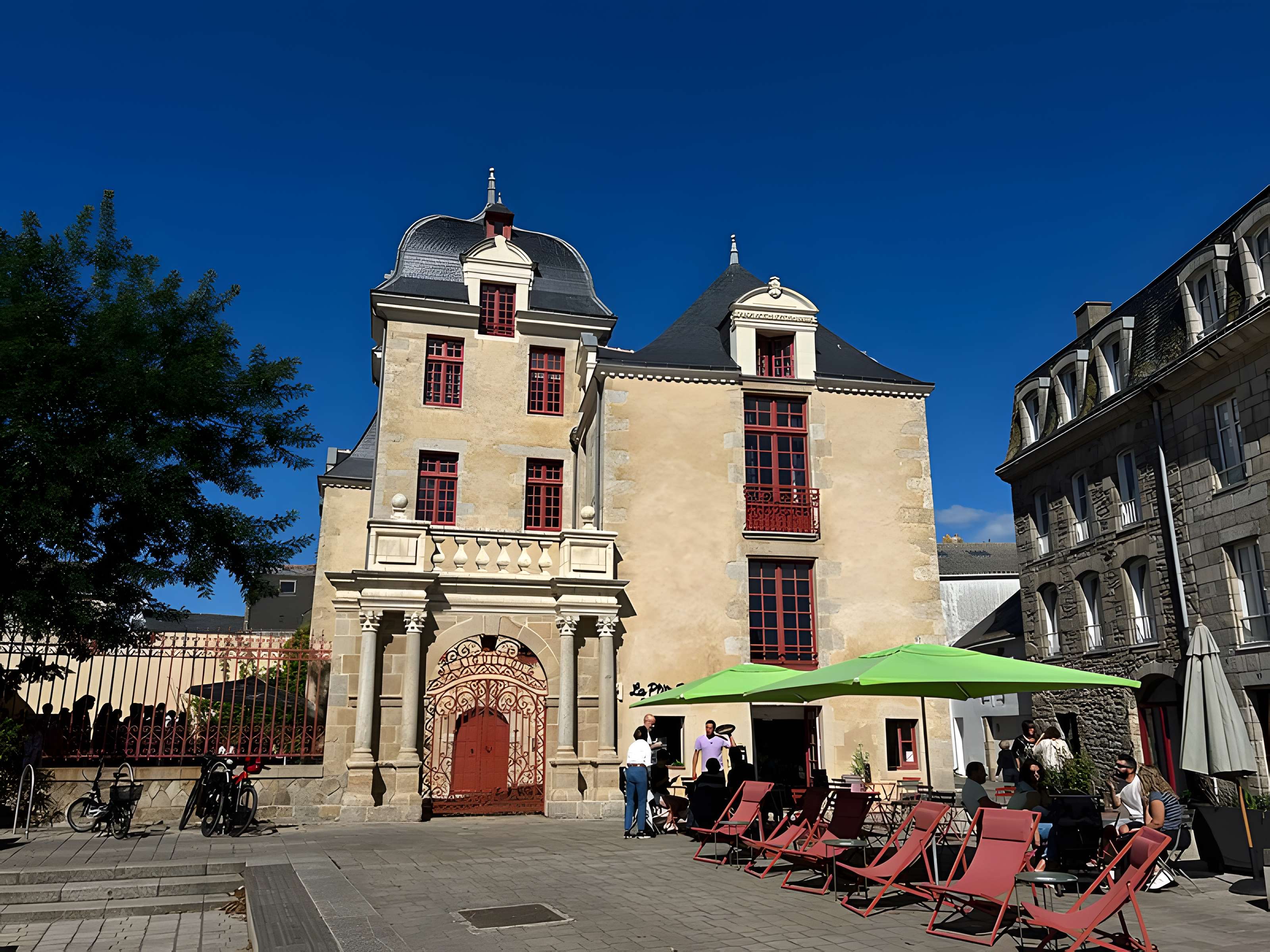 Hôtel de ville