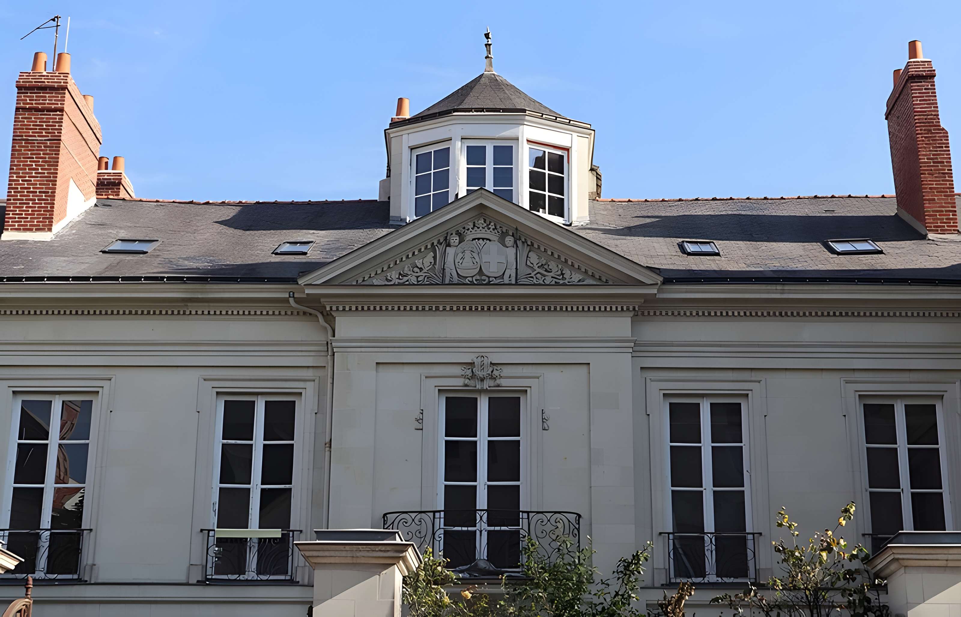 Hôtel Cazeneuve de Pradines