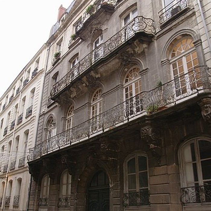 Photo de Immeuble dit le Temple du Goût
