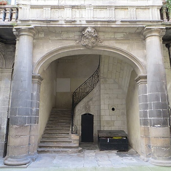 Photo de Immeuble dit le Temple du Goût