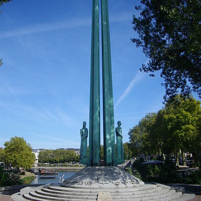 Photo de Monument aux Cinquante Otages